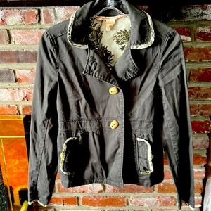 Earth Rocks grey jacket